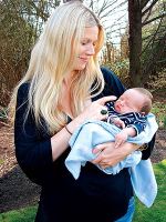 If you think having children puts a dampener on your career, think again as actress Gwyneth Paltrow has returned to the lime light after taking 3 years off to spend raising her beautiful family
