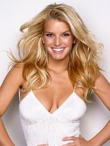 Popstress Jessica Simpson will be traveling to Kuwait to perform in concert for the US troops